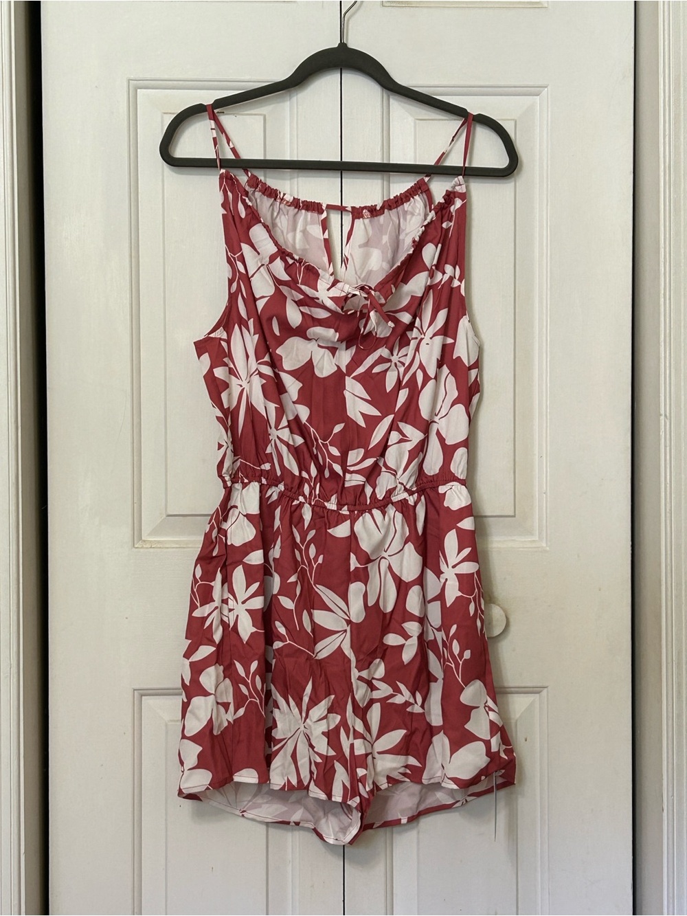 Cupshe Red and White Floral Romper